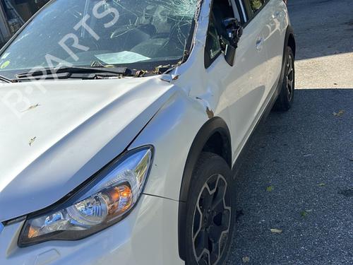 left-front-fog-light-subaru-xv-_gp_-2011-2012-2013-2014-2015-2016-2017-31806138 main image