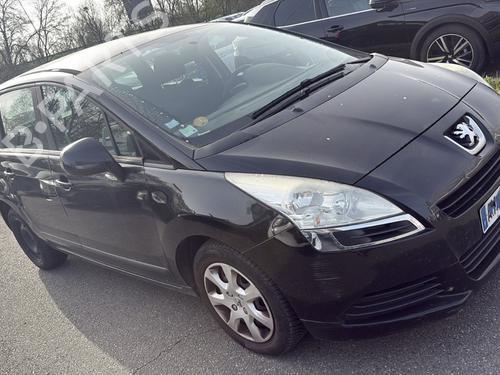 Used Right headlight Right headlight PEUGEOT 5008 (0U_, 0E_) 1.6 HDi (110 hp) 33184912 33184912