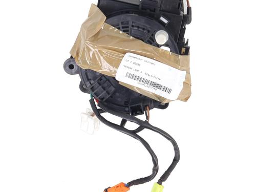 BP30536819C102 main image