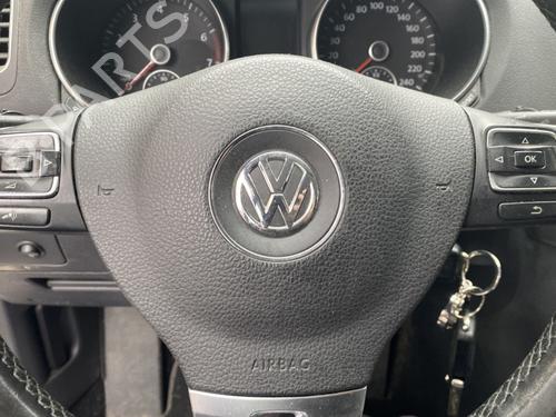 Used Driver airbag VW GOLF VI (5K1) 1.4 TSI (122 hp) 29540396