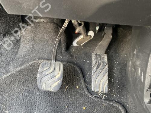 Used Break pedal DACIA SPRING EV (B6M1) (45 hp) 26663441