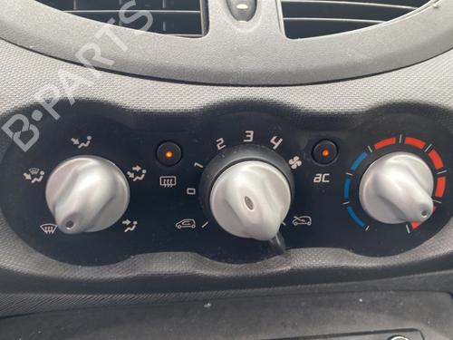 climate-control-renault-twingo-ii-cn0_-2007-32390350 main image