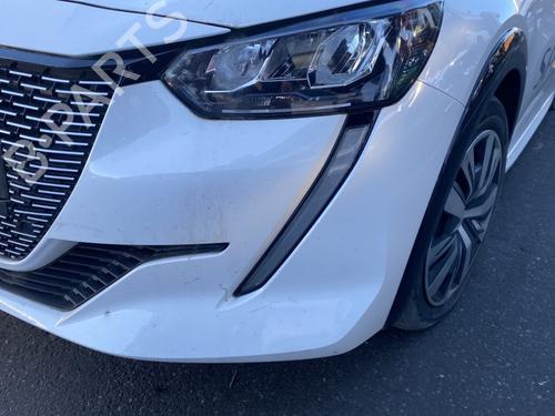 Used Left daytime light PEUGEOT 208 II (UB_, UP_, UW_, UJ_) e-208 (136 hp) 32135824