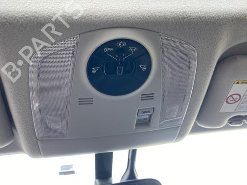 Luz interior TOYOTA PRIUS (_W3_) 1.8 Hybrid (ZVW30) (136 hp) 31950557