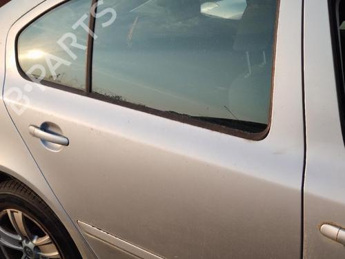 Used Right rear door Right rear door 37751442 37751442
