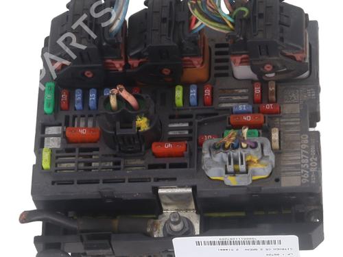 Used Fuse box CITROËN C5 III Break (RW_) 2.0 HDi (136 hp) 28499078