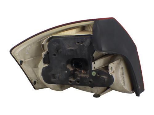 right-taillight-audi-a4-b6-8e2-2000-2001-2002-2003-2004-2005-40433034 main image
