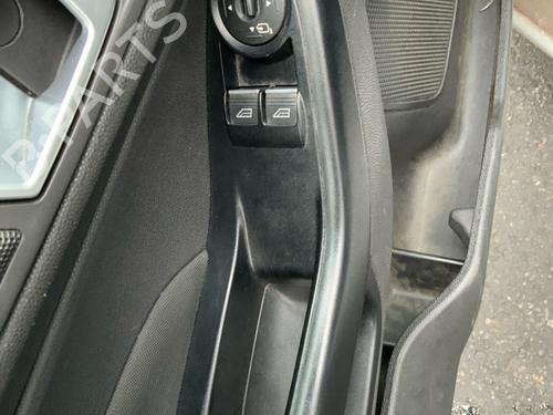 Used Left front window switch Left front window switch FORD FIESTA VI (CB1, CCN) 1.25 (82 hp) 40127964 40127964