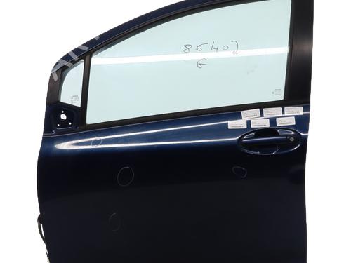 Used Left front door TOYOTA YARIS (_P9_) 1.3 VVT-i (SCP90_, SCP90R) (87 hp) 25680306
