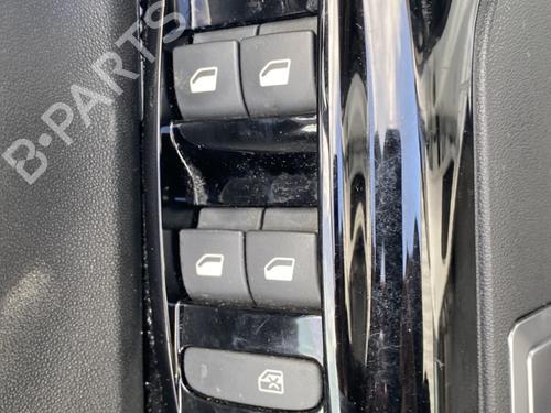 Used Left front window switch CITROËN C3 III (SX) 1.2 THP 110 (SXHNPS, SXHNZT, SXHNZ6) (110 hp) 33122520