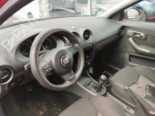 Airbag passager Airbag passager SEAT IBIZA III (6L1) 1.9 TDI (100 hp) 35806475 35806475
