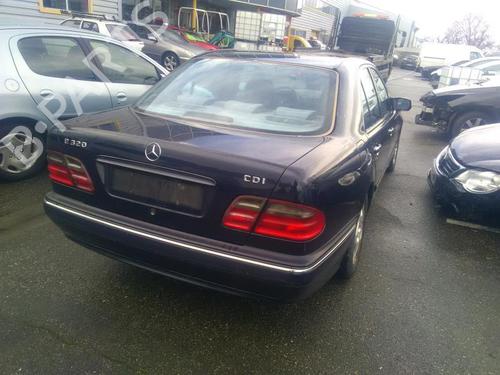 Left taillight MERCEDES-BENZ E-CLASS (W210) E 320 CDI (210.026) | BP25689178C34 