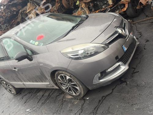 Used Left headlight RENAULT SCÉNIC III (JZ0/1_) 1.5 dCi (JZ02, JZ0R) (95 hp) 31811220
