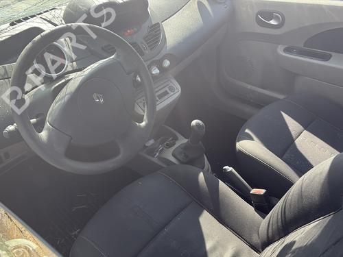 Glove box RENAULT TWINGO II (CN0_) 1.5 dCi (CN0E) | BP29249357C95 