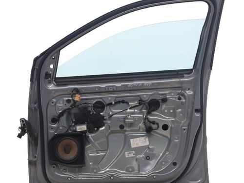 Used Right front door Right front door 30299725 30299725