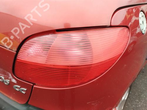 Used Right taillight Right taillight PEUGEOT 206 CC (2D) 1.6 16V (2DNFUF, 2DNFUR) (109 hp) 35926892 35926892