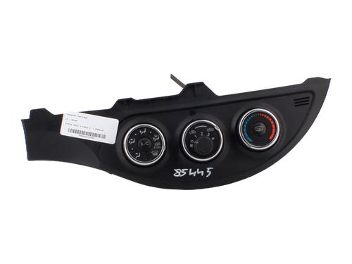 Climate control TOYOTA YARIS (_P13_) 1.0 (KSP130_, KSP130) | BP25698043I5 