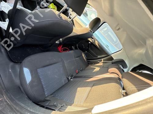 Recambios PEUGEOT 208 I (CA_, CC_) 1.2 VTI 82 4887394