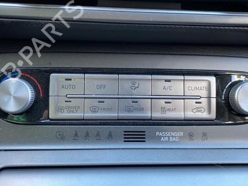 Used Climate control HYUNDAI KONA (OS, OSE, OSI) EV (136 hp) 25686164