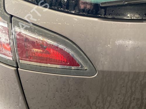 Used Left tailgate light RENAULT SCÉNIC III (JZ0/1_) 1.5 dCi (JZ02, JZ0R) (95 hp) 31811217
