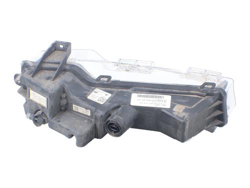 Left front fog light TESLA MODEL Y (5YJY) Long Range All-wheel Drive | BP37751082C30 - Image 2