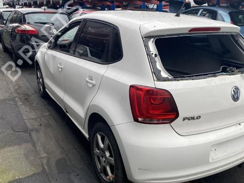 Rear axle VW POLO V (6R1, 6C1) 1.2 TSI 6R0500051B