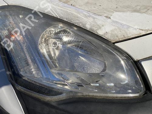 Used Right headlight Right headlight PEUGEOT PARTNER Tepee 1.6 BlueHDi 120 (120 hp) 33884424 33884424