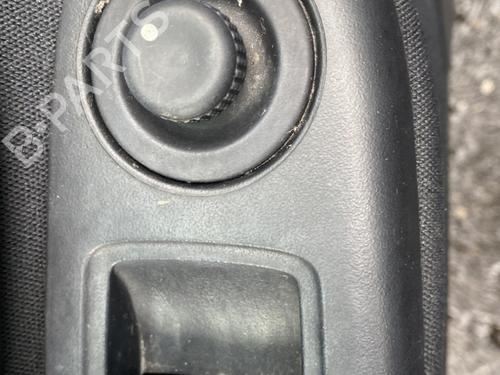 Used Left front window switch RENAULT CLIO II (BB_, CB_) 1.4 16V (B/CB0P, BB13) (98 hp) 29864210