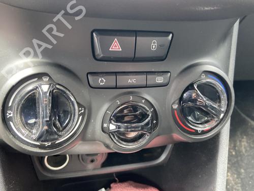 Used Climate control Climate control PEUGEOT 208 I (CA_, CC_) 1.0 VTi (68 hp) 25672569 25672569