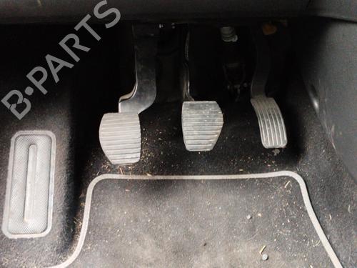 Used Pedal Pedal CITROËN C4 CACTUS 1.2 THP 110 (110 hp) 25674585 25674585
