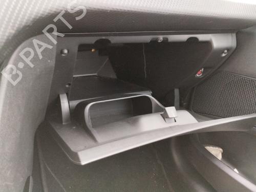Handskerum Handskerum PEUGEOT 2008 I (CU_) 1.6 BlueHDi 100 (100 hp) 36369301 36369301