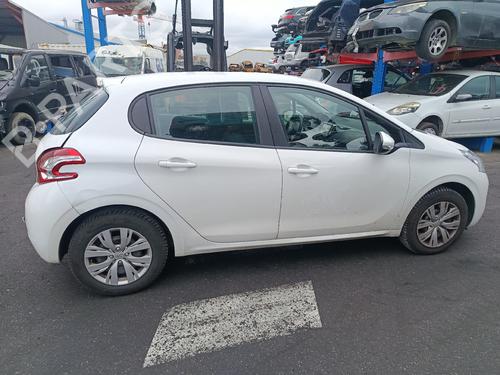 Brugte PEUGEOT 208 I (CA_, CC_) 1.4 HDi 4788587