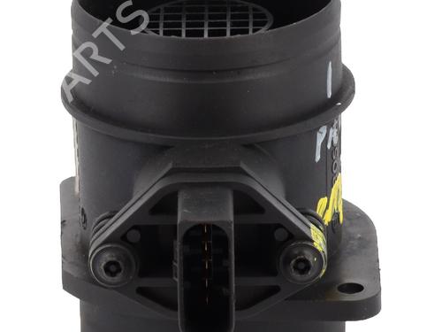 Used Mass air flow sensor VW PASSAT B6 Variant (3C5) 1.9 TDI (105 hp) 25698674