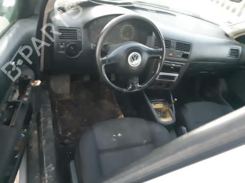 Left taillight VW BORA Variant (1J6) 1.9 TDI | BP25687290C34 - Image 4