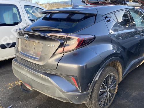 Used Right tailgate light Right tailgate light TOYOTA C-HR (_X1_) 1.8 Hybrid (ZYX10_, ZYX11_, ZYX10R, ZYX11R) (122 hp) 30885313 30885313