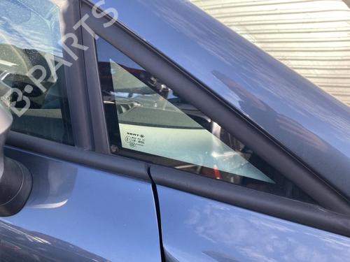 Used Front right quarter glass SEAT LEON (1P1) 2.0 TDI (170 hp) 30677473