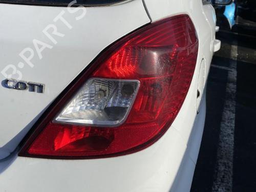Used Right taillight Right taillight 25692049 25692049