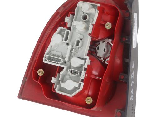 Right taillight VW PASSAT B5.5 (3B3) 1.9 TDI | BP28102424C35 - Image 6