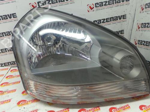 Used Right headlight Right headlight HYUNDAI TUCSON (JM) 2.0 CRDi (140 hp) 25699860 25699860