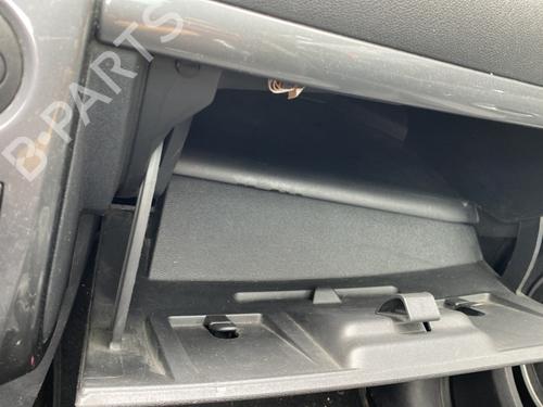 Used Glove box RENAULT CLIO III Grandtour (KR0/1_) 1.5 dCi (KR0G) (68 hp) 29147971