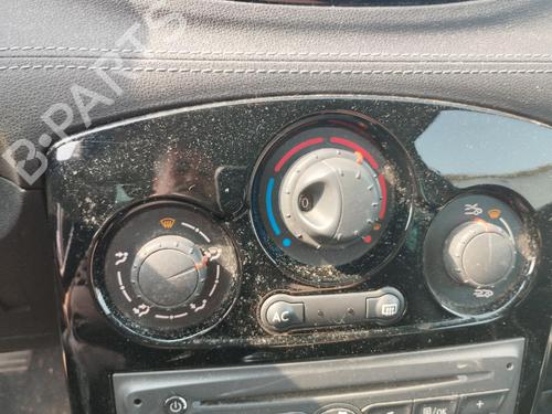 Used Climate control Climate control 38072308 38072308