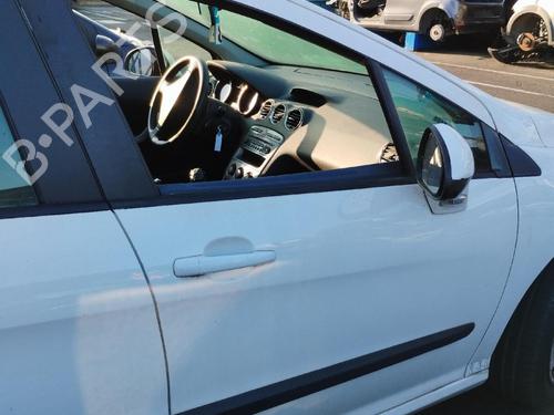 Used Right front door Right front door 38164352 38164352
