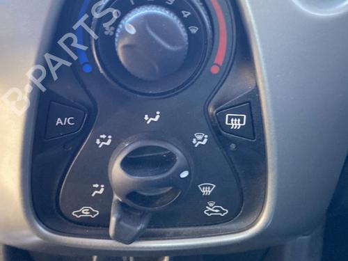 Used Climate control TOYOTA AYGO (_B4_) 1.0 (KGB40) (69 hp) 28102440