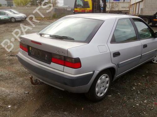 Left taillight CITROËN XANTIA (X1_, X2_) 1.8 i 16V | BP25689974C34 