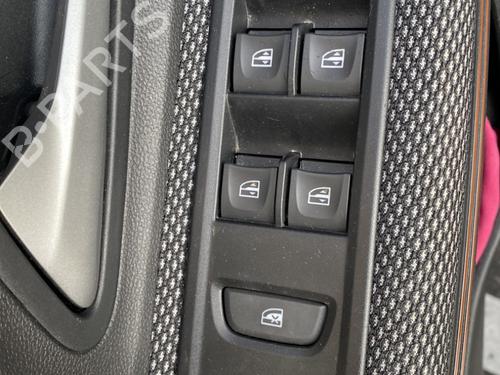 Used Left front window switch DACIA SANDERO III 1.0 TCe 90 (91 hp) 26600055