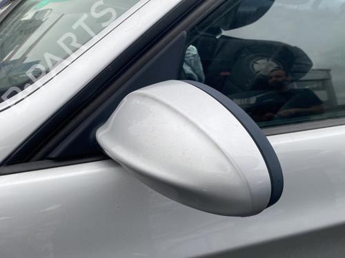 Left mirror BMW 3 (E90) 318 d | BP27634748C26 