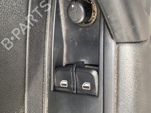 Fensterheberschalter links vorne für AUDI A1 (8X1, 8XK) 1.6 TDI (105 hp) 32993497