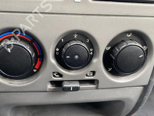 Used Climate control Climate control FIAT STRADA Pickup (178_, 278_) 1.3 D Multijet (278AYR1A) (95 hp) 28963080 28963080