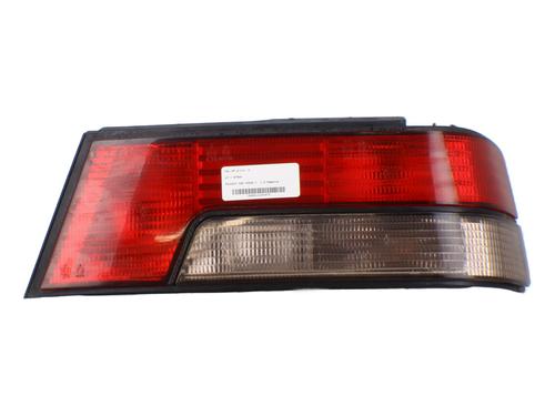 Højre baglygte PEUGEOT 405 I (15B) 1.9 (109 hp) 32726241