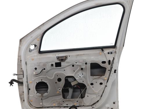 Right front door DACIA SANDERO 1.4 (BS0C, BS0A, BS0G, BS1F, BS0E) | BP25672713C3 